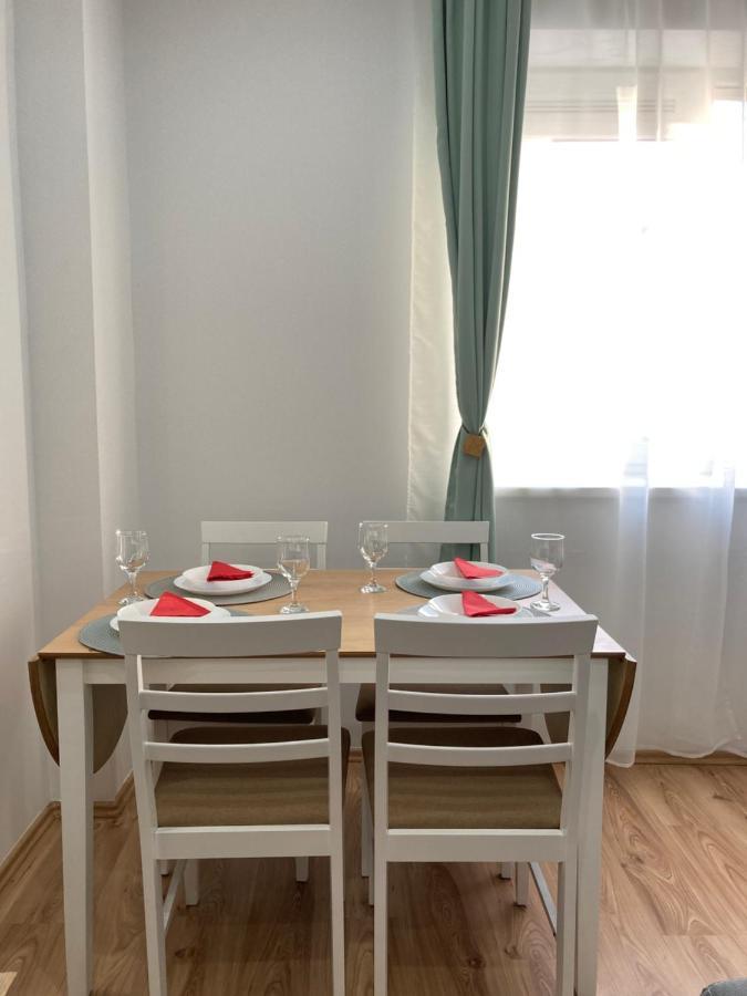 בוקרשט Laroka House Rin Grand Residence Modern Apartment מראה חיצוני תמונה